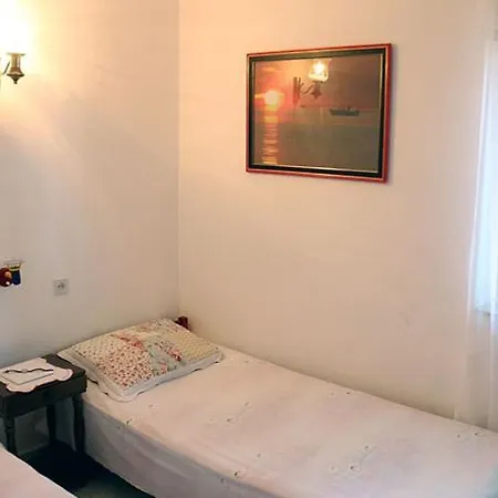 Diego Apartment *