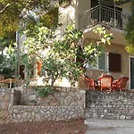 Apartment Diego Sveta Nedelja (Hvar)